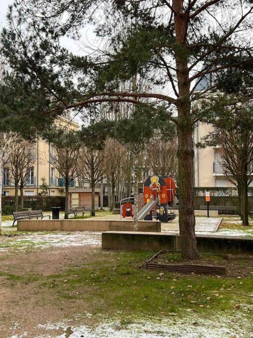 Appartement Familial 8 Personnes Proche De Disney Et Paris เชสซี ภายนอก รูปภาพ