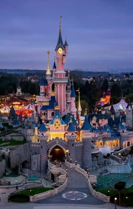 Appartement Familial 8 Personnes Proche De Disney Et Paris เชสซี ภายนอก รูปภาพ